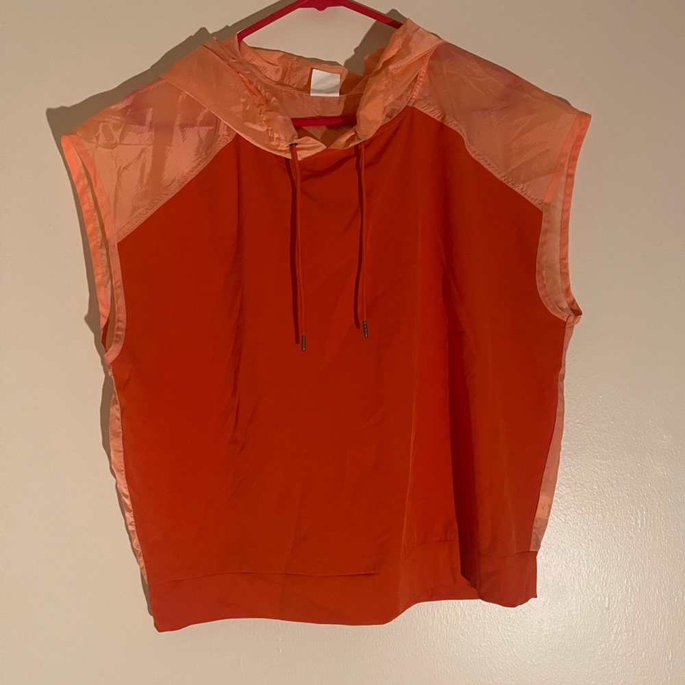 Breezy Top